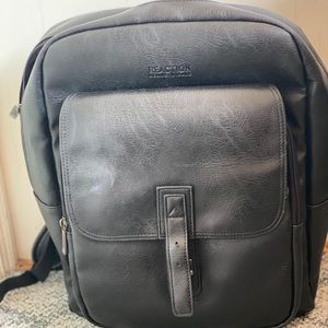 Kenneth Cole Reaction Modern Backpack.gently used
